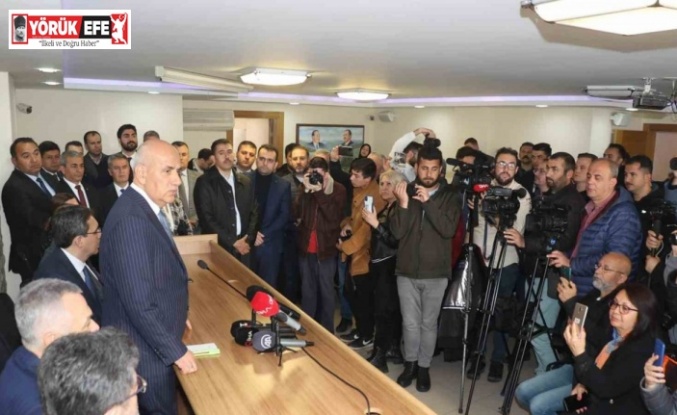 Bakan Kirişci: "Bu ülkeyi bölmek isteyenler ve iş birlikçilerine fırsat vermeyin”