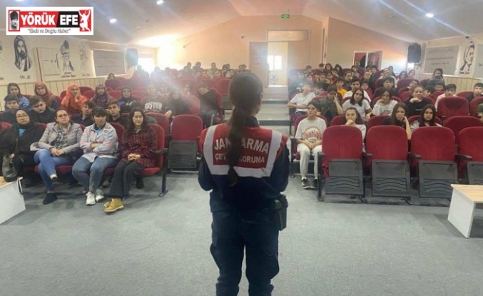 Öğrencilere siber zorbalık eğitimi verildi
