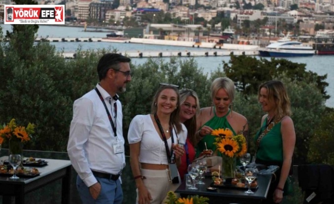 Kuşadası Belediyesi, Almanya’nın önde gelen turizm firmalarına kenti tanıttı