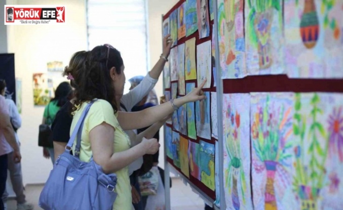 Aydın Büyükşehir Belediyesi kursiyerleri resim yeteneklerini sergiliyor