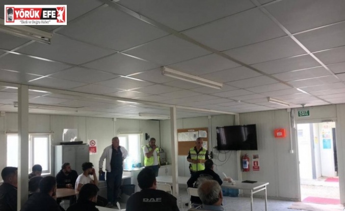 Otoyol inşaatında çalışan şoförlere jandarma’dan eğitim