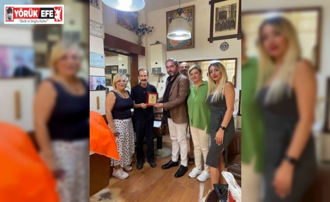 Söke’de usta berber Casim Çetinkaya’ya yılın ahisi onuru