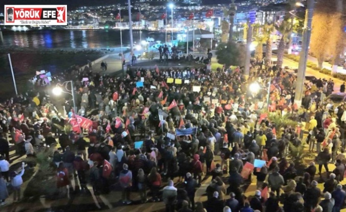 Kuşadası’nda demokrasi ve dayanışma yürüyüşü