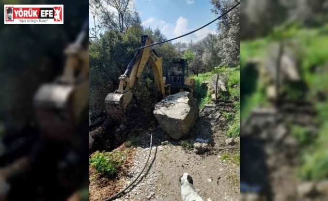 Efeler’de kapanan yola hızlı müdahale