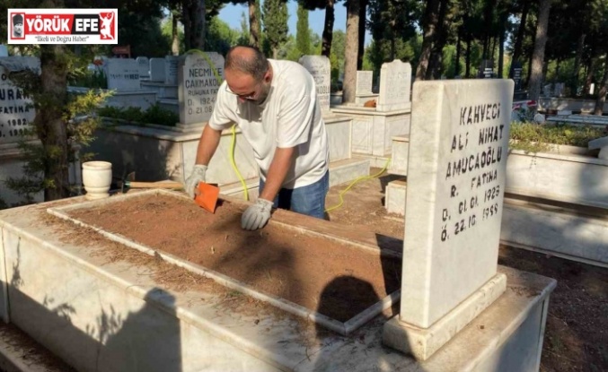 Sıcak hava, kabir ziyaretlerini de etkiledi
