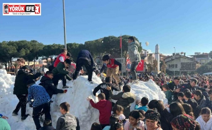 Germencik Belediyesi’nden karnelerini alan çocuklara "kar" sürprizi