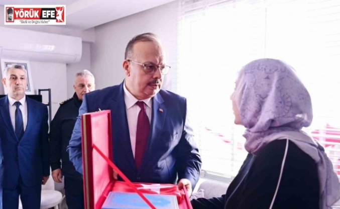Vali Canbolat’tan şehit polis Koçyiğit’in ailesine taziye ziyareti