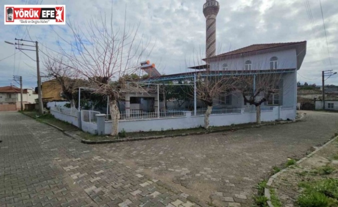 Camide tuvaleti kullandı, notla birlikte para bıraktı