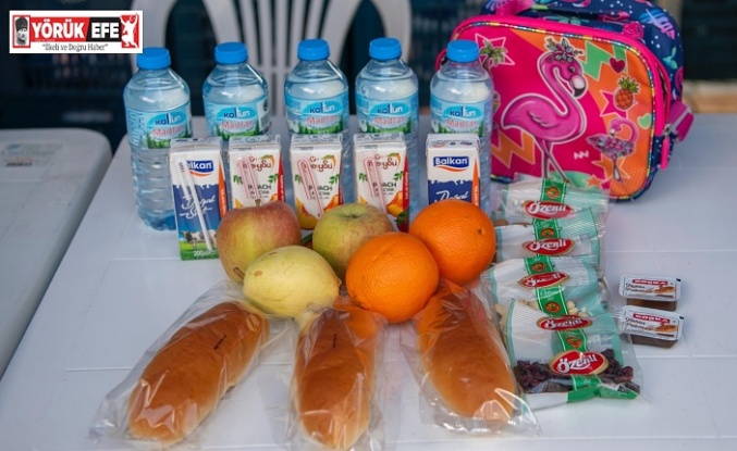 ÖĞRENCİLERE İKİNCİ DÖNEMİN İLK BESLENME ÇANTALARI ULAŞTIRILDI