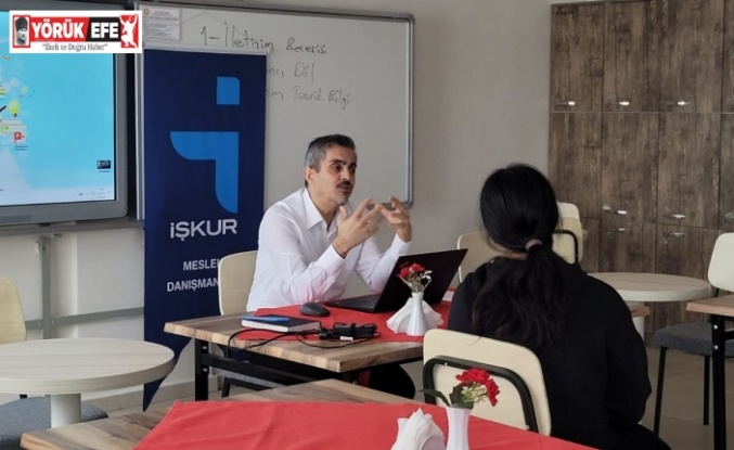Öğrencilere meslek seçiminin önemi anlatıldı