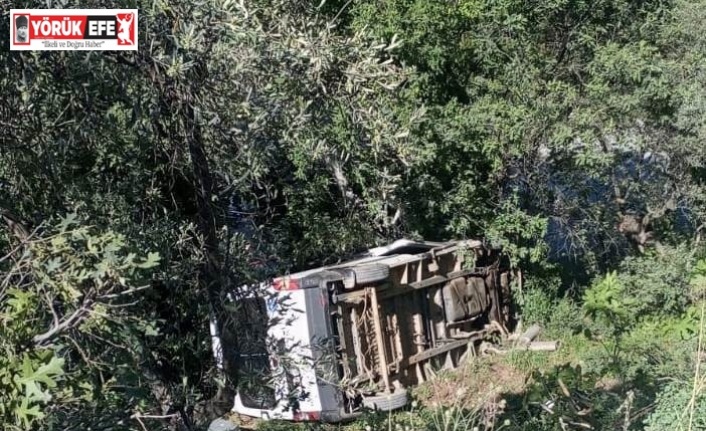 Köşk’te minibüs uçuruma yuvarlandı: 1 ölü