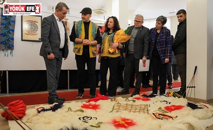 “AŞK BİR DİRENİŞTİR” KEÇE SERGİSİ EFELER’DE SANATSEVERLERLE BULUŞTU