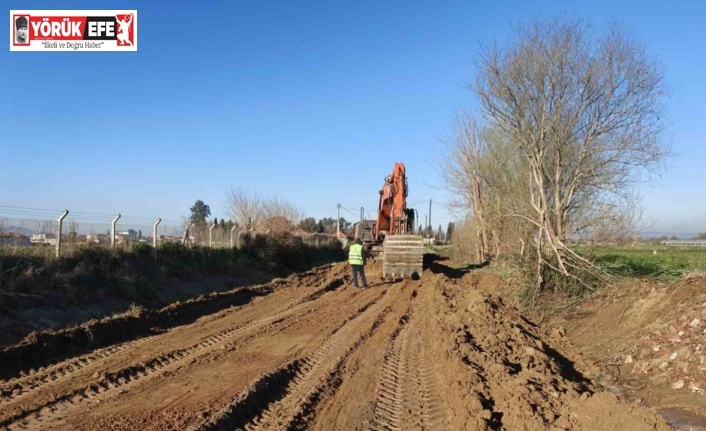 Aydın Büyükşehir Belediyesi’nin yol çalışmaları sürüyor