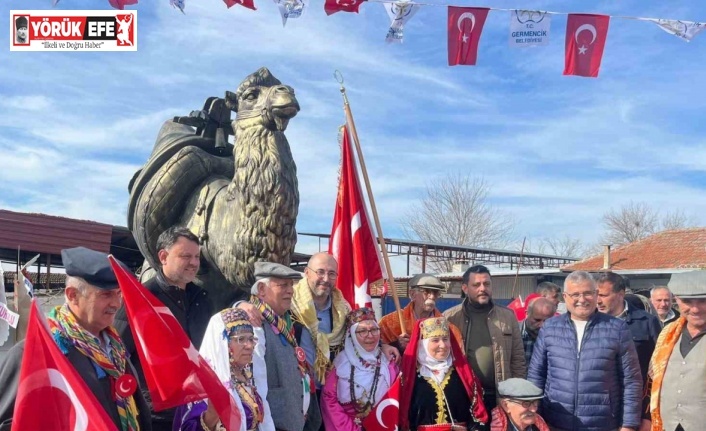 Başkan Zencirci’den devesiyle ünlü Turanlar’a deve heykeli