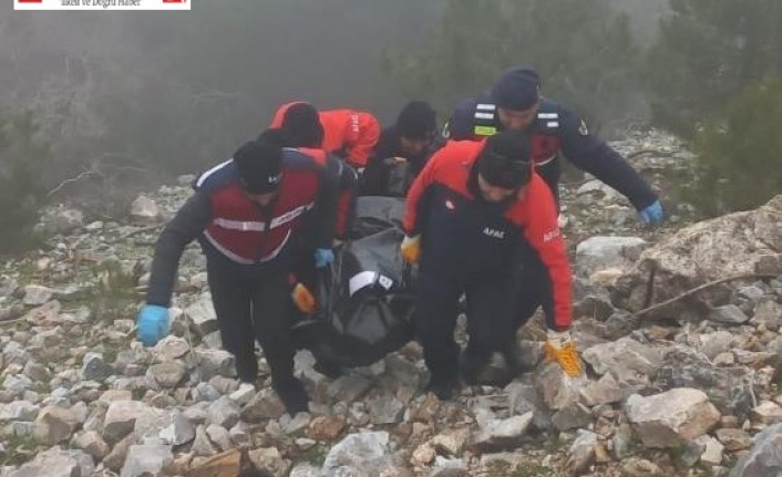 Dinamit patlamasıyla ölen şahsın uçuruma atıldığı iddiası