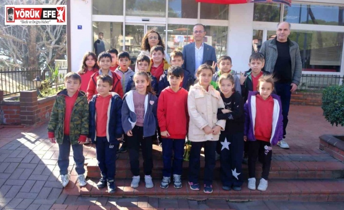 Kuyucak Belediye Başkanı Doğanca, öğrencileri belediyede ağırladı