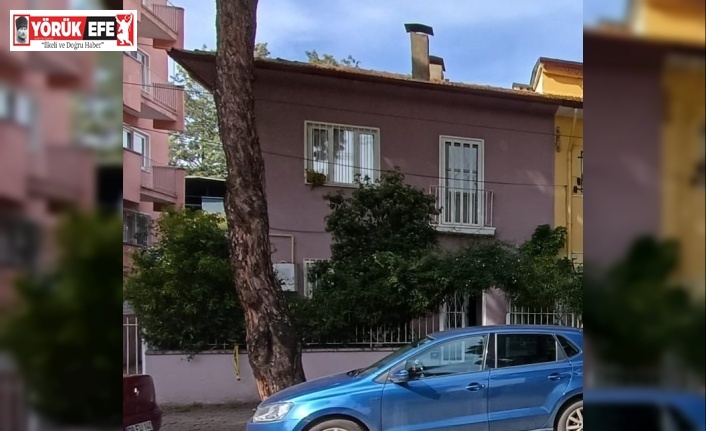 Yaşlı çift evinde bıçaklanarak öldürülmüştü: "Evde boş altın keseleri bulundu"