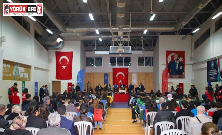 Bakan Yardımcısı Eminoğlu, Köşk’te gençlerle buluştu