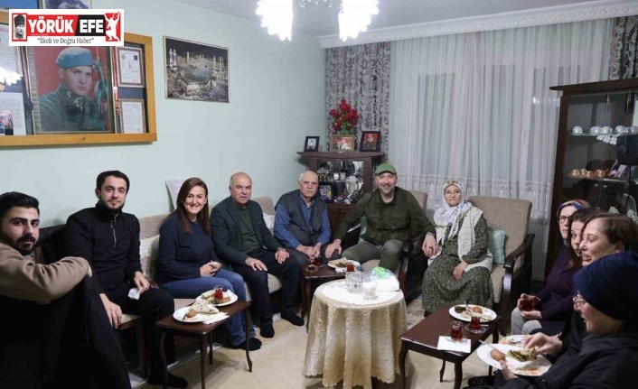 Başkan Arıkan, şehit annelerini ziyaret etti