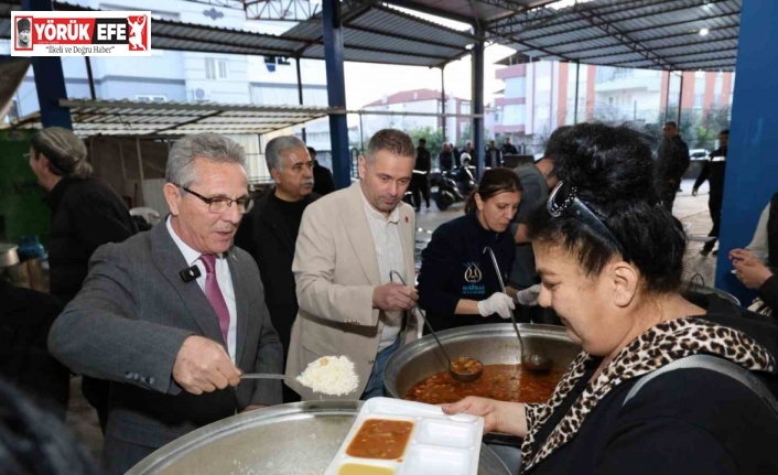 Nazilli Belediyesi’nden Yeni Mahalle’de iftar programı